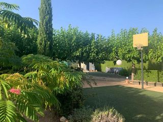 Chalet en venta en Hellín