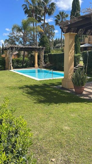 Casa adosada en venta en San Enrique-Guadiaro-Pueblo Nuevo en San Roque