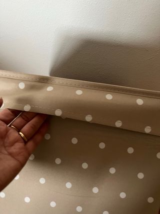 Caja de tela plegable con lunares