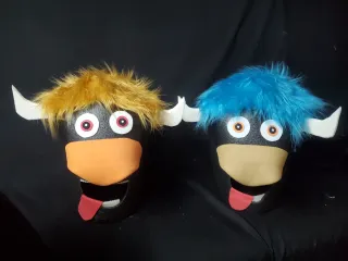 Pareja cabezudos Torito