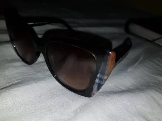 Gafas de sol Burberry marrones y multicolor