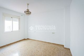 Piso en venta en Camino Viejo de Málaga en Vélez-Málaga