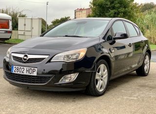 Opel Astra 2011