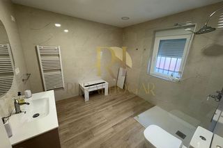 Chalet en venta en Villaquilambre