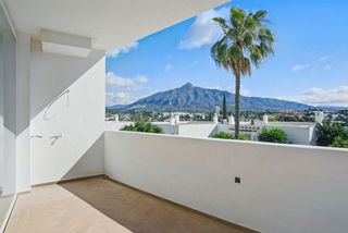 Piso en venta en Nueva Andalucía centro en Marbella