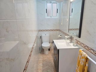 Piso en venta en Marxalenes en Valencia