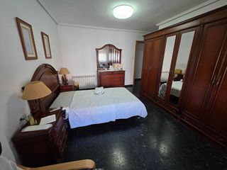 Piso en venta en Marxalenes en Valencia