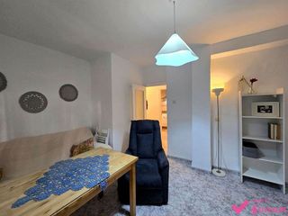 Piso en alquiler en Tres Huertas - El Torrejón - El Cerezo en Sevilla