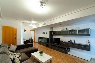 Piso en venta en Barrio de Peral en Cartagena