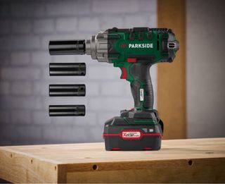 Atornilladora de impacto Parkside 20V