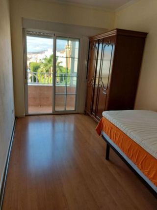Piso en venta en San Luis en Almería