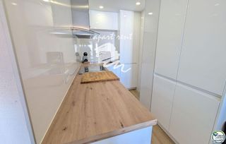 Piso en venta en Empuriabrava en Castelló d´Empúries