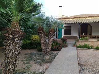 Chalet en venta en Almacelles