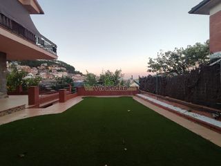 Chalet en venta en Torrelles de Llobregat