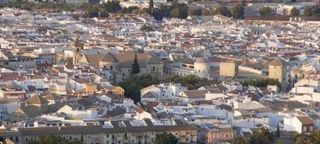 Chalet en venta en Lucena