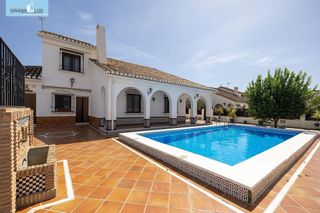 Chalet en venta en Ogíjares