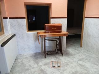 Casa adosada en venta en Valdepeñas