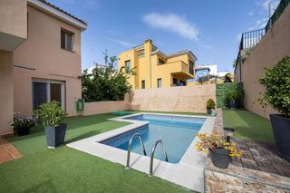 Chalet en venta en Zubia (La)