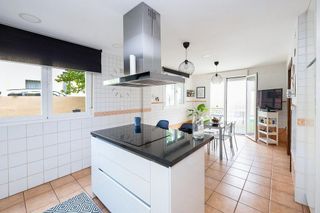 Chalet en venta en Zubia (La)