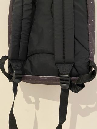 Mochila Eastpak Morado con Puntos Blancos