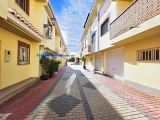 Casa adosada en venta en Almuñecar en Almuñécar