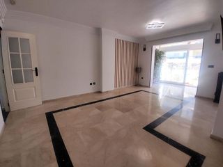 Piso en venta en Playa Bajadilla - Puertos en Marbella