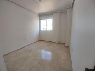 Piso en venta en Playa Bajadilla - Puertos en Marbella