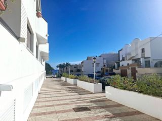 Piso en venta en Carboneras