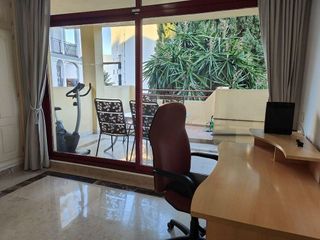 Piso en venta en Puerto Marina en Benalmádena