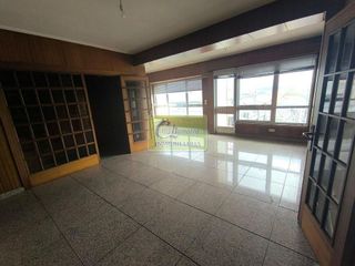Piso en venta en Centro en Ferrol