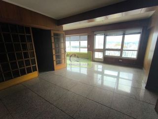 Piso en venta en Centro en Ferrol