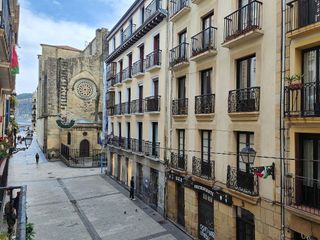 Piso en venta en Parte Vieja en San Sebastián-Donostia