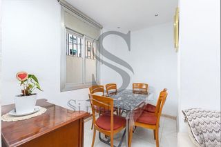 Piso en venta en La Prosperitat en Barcelona