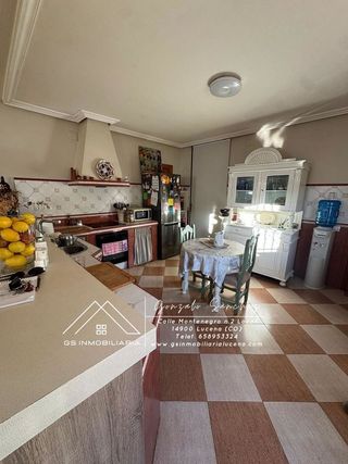 Chalet en venta en Lucena