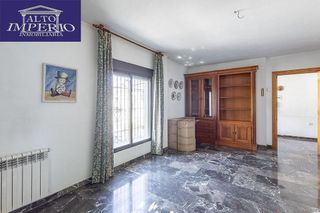 Chalet en venta en Ogíjares