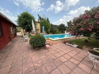 Chalet en venta en Santa Maria de Trassierra en Córdoba