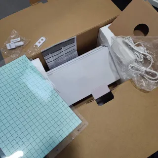 Plotter da taglio Silhouette Portrait 4 a 4 colori