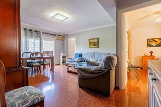Piso en venta en Ciutat Jardí en Valencia