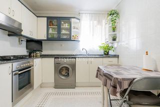 Piso en venta en Ciutat Jardí en Valencia