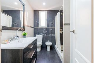 Piso en venta en Ciutat Jardí en Valencia