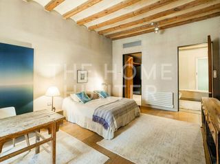 Piso en venta en El Raval en Barcelona