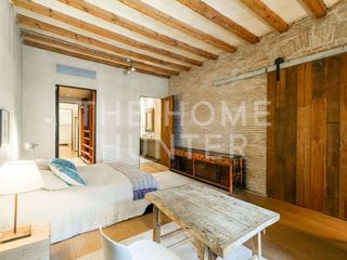 Piso en venta en El Raval en Barcelona