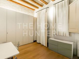 Piso en venta en El Raval en Barcelona