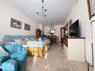 Chalet en venta en Lucena