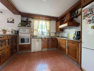 Chalet en venta en Lucena