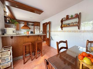 Chalet en venta en Lucena