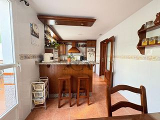 Chalet en venta en Lucena