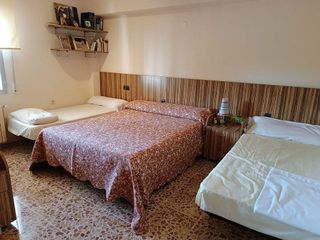 Chalet en venta en Yecla