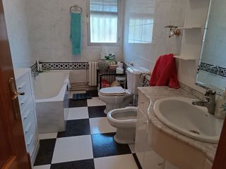 Chalet en venta en Yecla