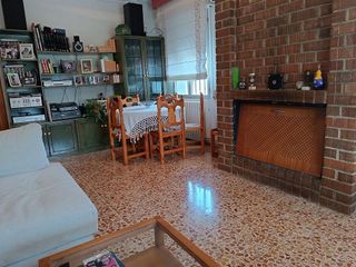 Chalet en venta en Yecla